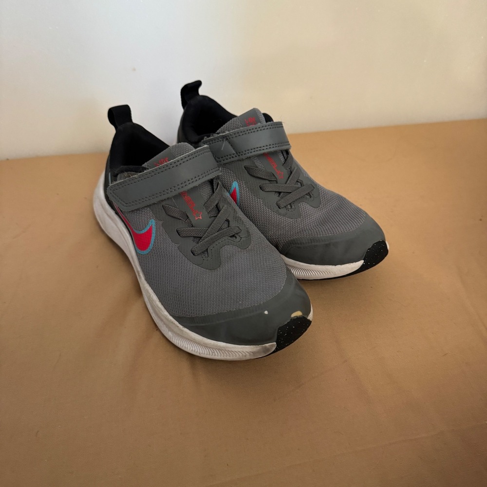 Nike Downshifter 13C Toddler Running Shoes Gray‎ Red Black Hook and Loop